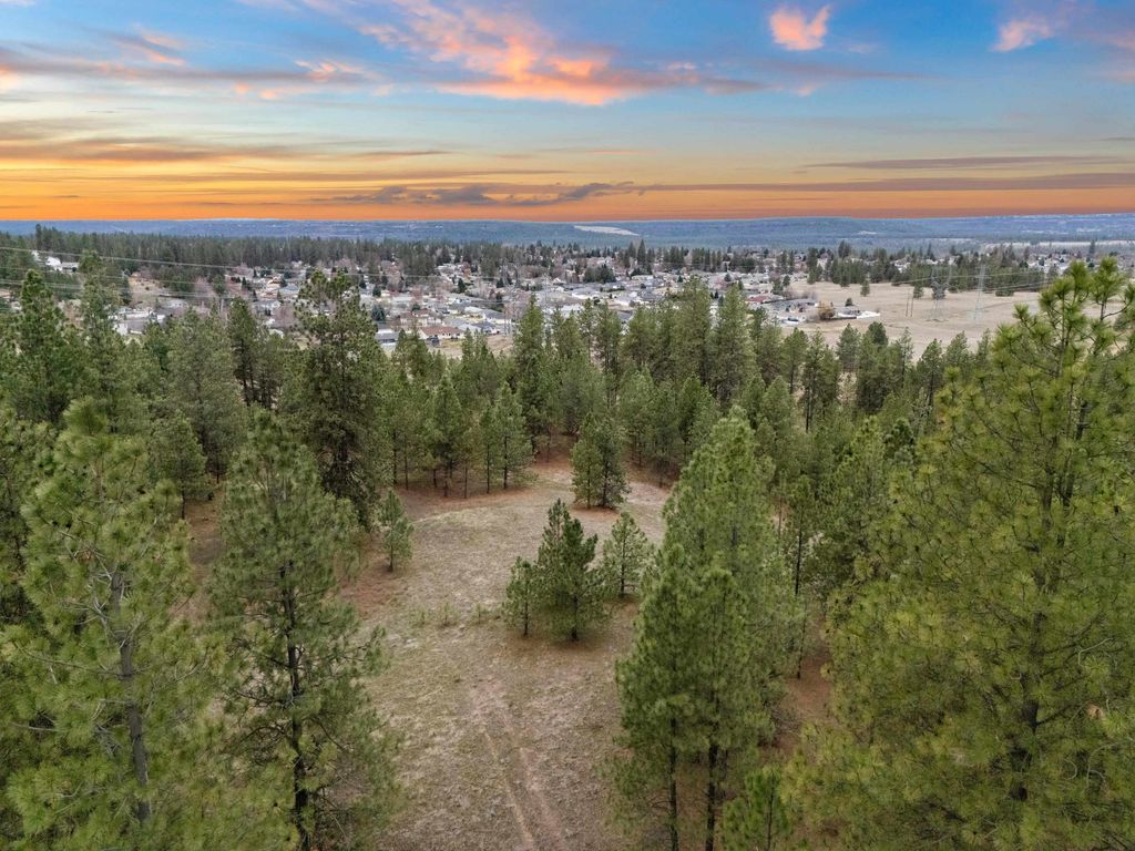 XX Regina Ln, Spokane, WA 99208 photo 2