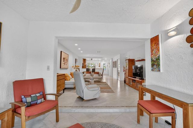 8310 Casa Del Lago D, Boca Raton, FL 33433