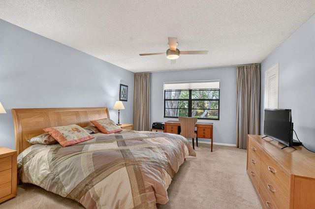 8310 Casa Del Lago D, Boca Raton, FL 33433
