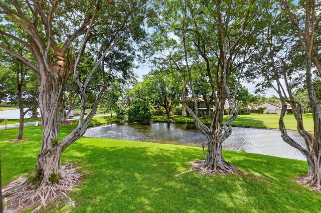 8310 Casa Del Lago D, Boca Raton, FL 33433