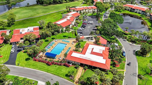 8310 Casa Del Lago D, Boca Raton, FL 33433