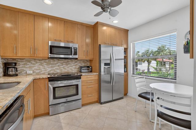 8310 Casa Del Lago D, Boca Raton, FL 33433