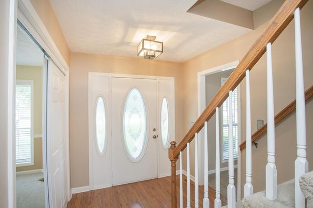 134 Royal Ct, Gallatin, TN 37066