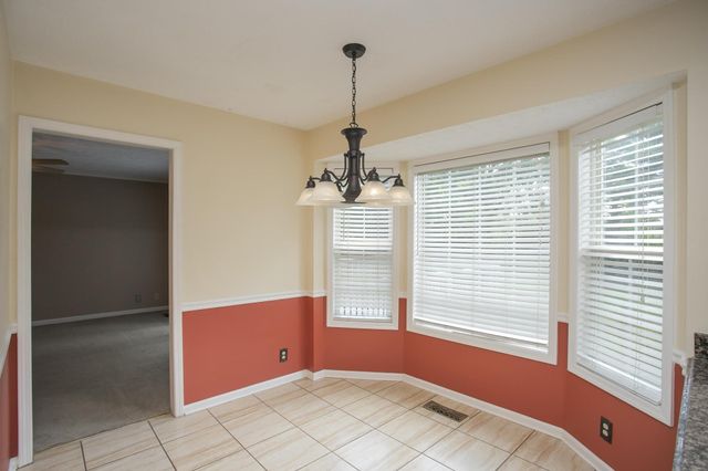 134 Royal Ct, Gallatin, TN 37066
