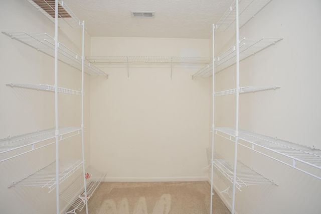 134 Royal Ct, Gallatin, TN 37066