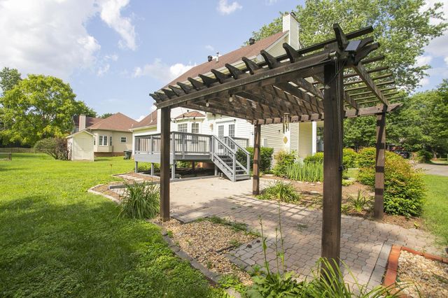 134 Royal Ct, Gallatin, TN 37066