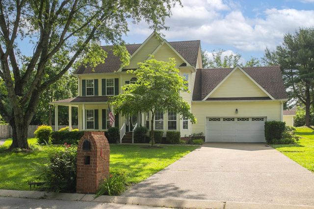 134 Royal Ct, Gallatin, TN 37066