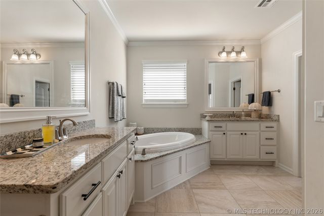 3911 W Tucson Place, Broken Arrow, OK 74011