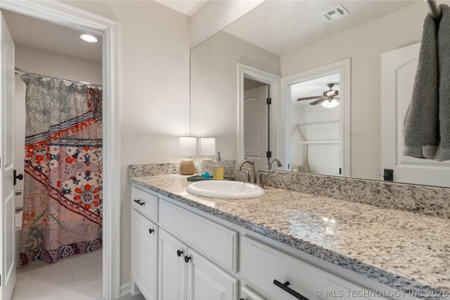 3911 W Tucson Place, Broken Arrow, OK 74011