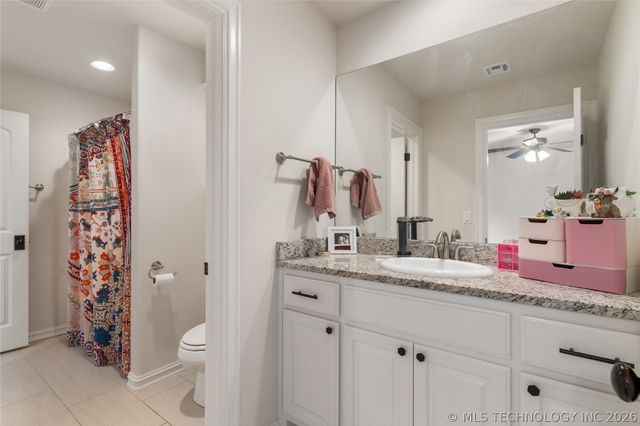 3911 W Tucson Place, Broken Arrow, OK 74011