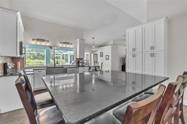 8625 Fleming Grant Road, Micco, FL 32976