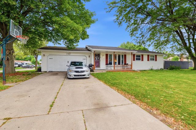2525 HEATHER ROAD, Green Bay, WI 54311