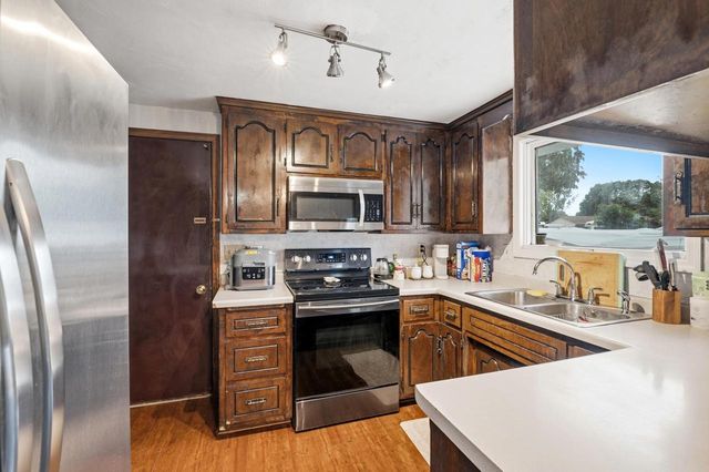 2525 HEATHER ROAD, Green Bay, WI 54311