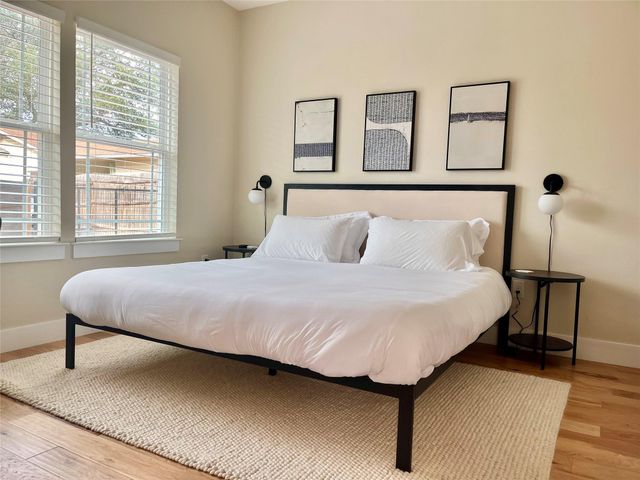 4411 Lareina DR 2, Austin, TX 78745