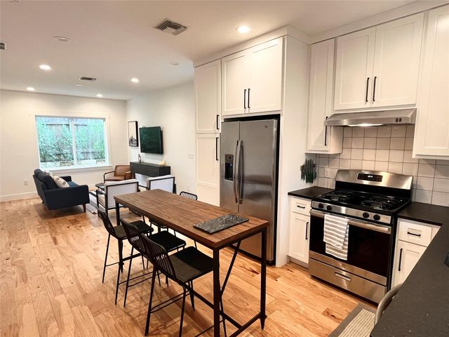 4411 Lareina DR 2, Austin, TX 78745