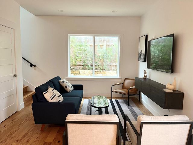 4411 Lareina DR 2, Austin, TX 78745