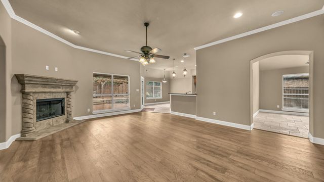 917 Thistle Hill Trail, Weatherford, TX 76087