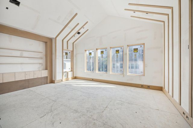 2111 Mcclendon Street, Houston, TX 77030