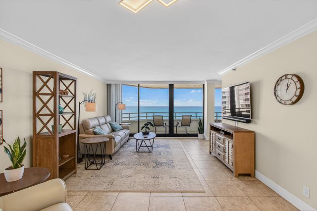 3560 S Ocean Boulevard 602, South Palm Beach, FL 33480