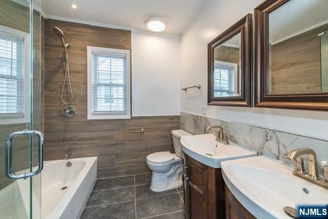14 Grove Terrace 2, Montclair, NJ 07042