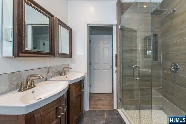 14 Grove Terrace 2, Montclair, NJ 07042