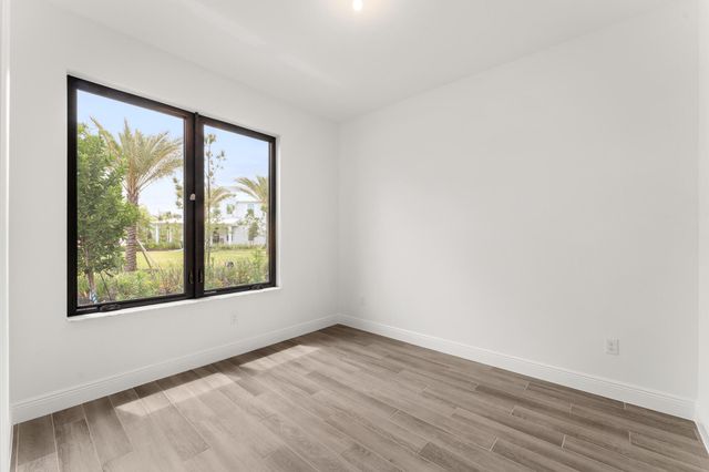 915 SW Cosmos Walk SW, Palm City, FL 34990