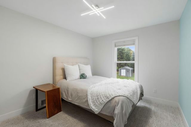 16422 Millford Drive, Eden Prairie, MN 55347