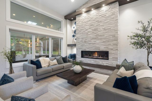 16422 Millford Drive, Eden Prairie, MN 55347