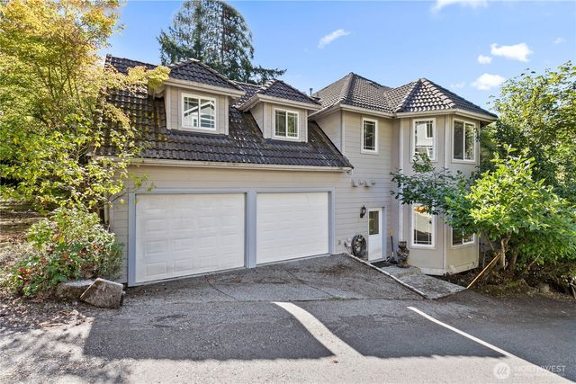 19627 NE 33rd Place, Sammamish, WA 98074