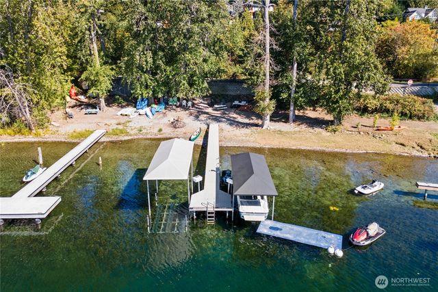 19627 NE 33rd Place, Sammamish, WA 98074