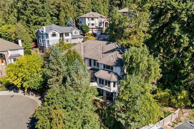 19627 NE 33rd Place, Sammamish, WA 98074