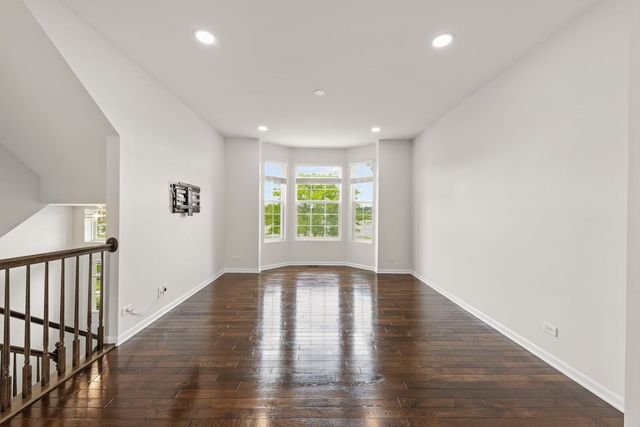 10615 W 153rd Street, Orland Park, IL 60462