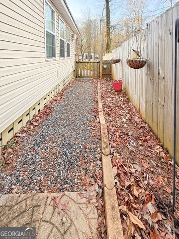 227 Canyon Pass, Cleveland, GA 30528