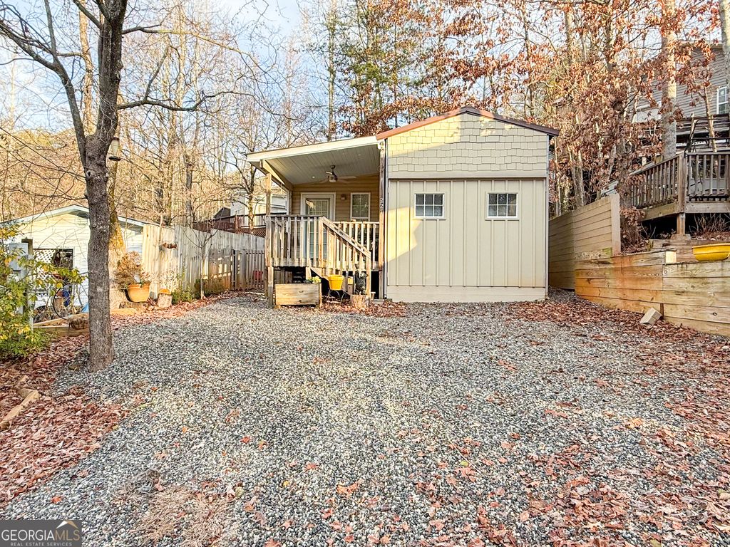 227 Canyon Pass, Cleveland, GA 30528