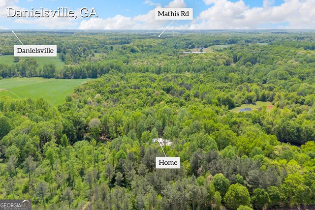 372 Langford Carey Road, Danielsville, GA 30633