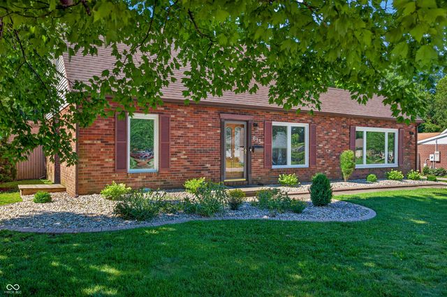 615 W 7th Street, Seymour, IN 47274