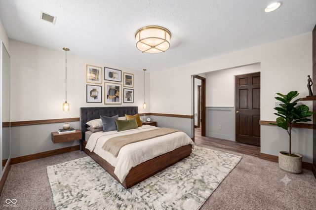 615 W 7th Street, Seymour, IN 47274