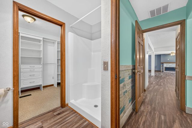 615 W 7th Street, Seymour, IN 47274