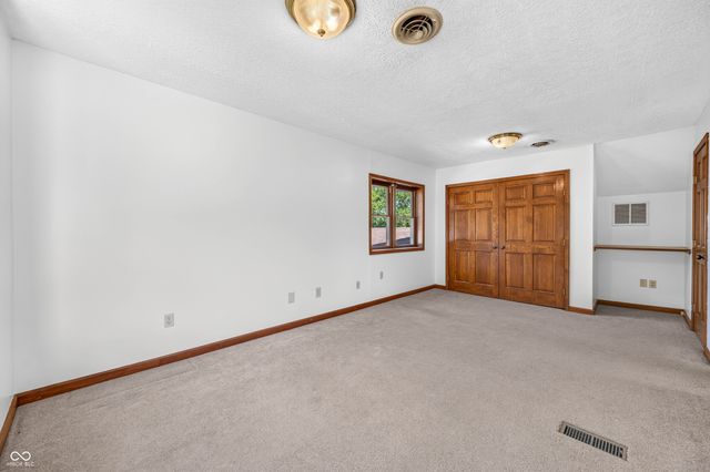 615 W 7th Street, Seymour, IN 47274