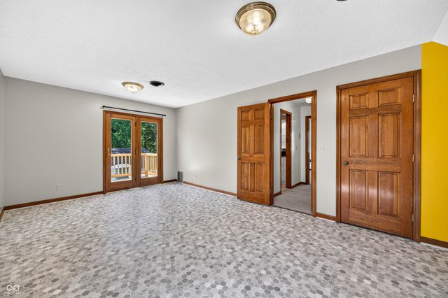 615 W 7th Street, Seymour, IN 47274