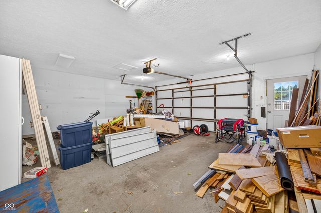 615 W 7th Street, Seymour, IN 47274
