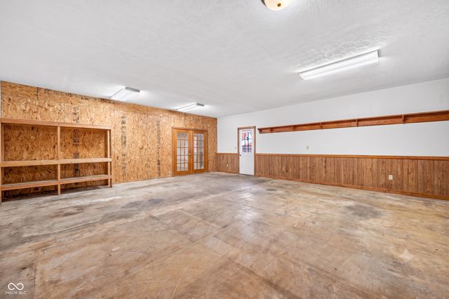 615 W 7th Street, Seymour, IN 47274