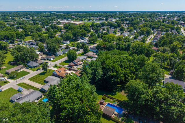 615 W 7th Street, Seymour, IN 47274