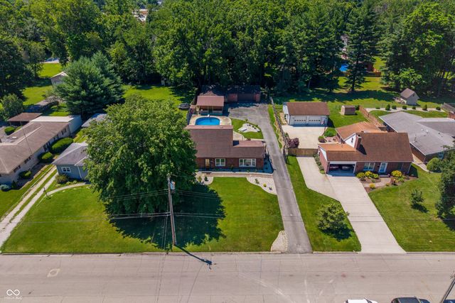 615 W 7th Street, Seymour, IN 47274