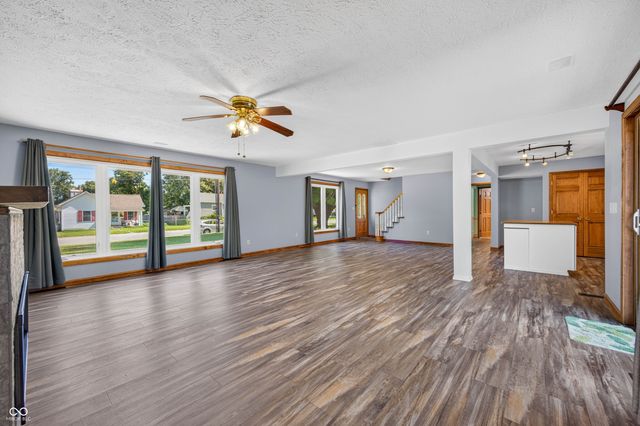 615 W 7th Street, Seymour, IN 47274