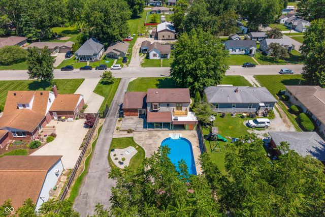 615 W 7th Street, Seymour, IN 47274