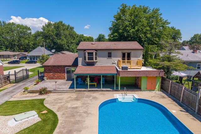 615 W 7th Street, Seymour, IN 47274