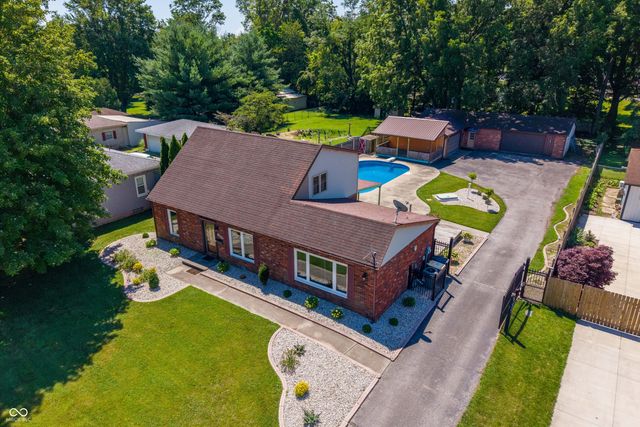 615 W 7th Street, Seymour, IN 47274