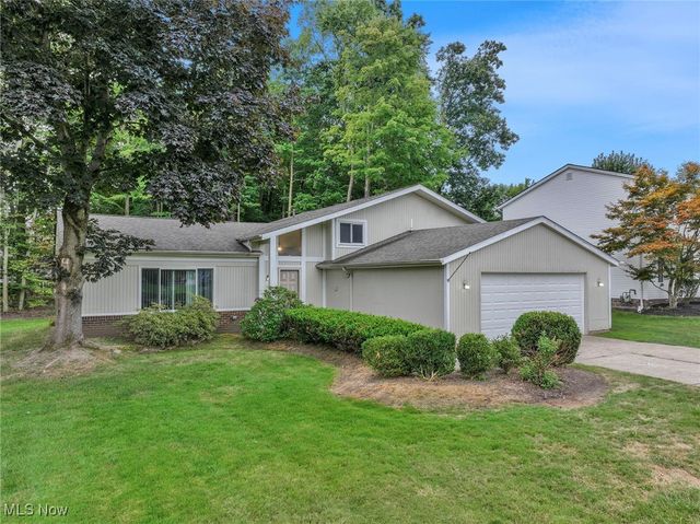 31698 Sedgefield Oval, Solon, OH 44139