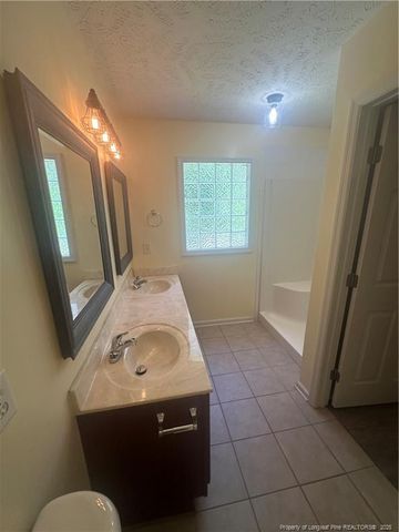 1109 Screech Owl Drive, Hope Mills, NC 28348